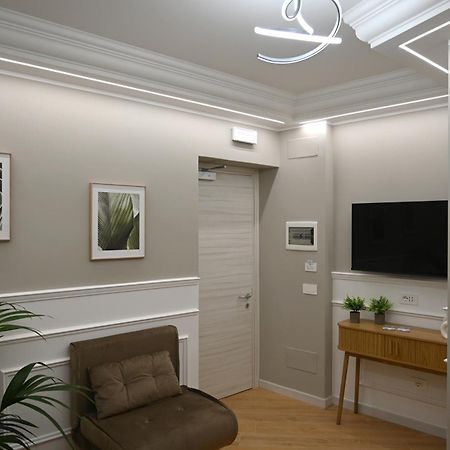 Mom Apartment Rooms&Suites Tivoli Bagian luar foto