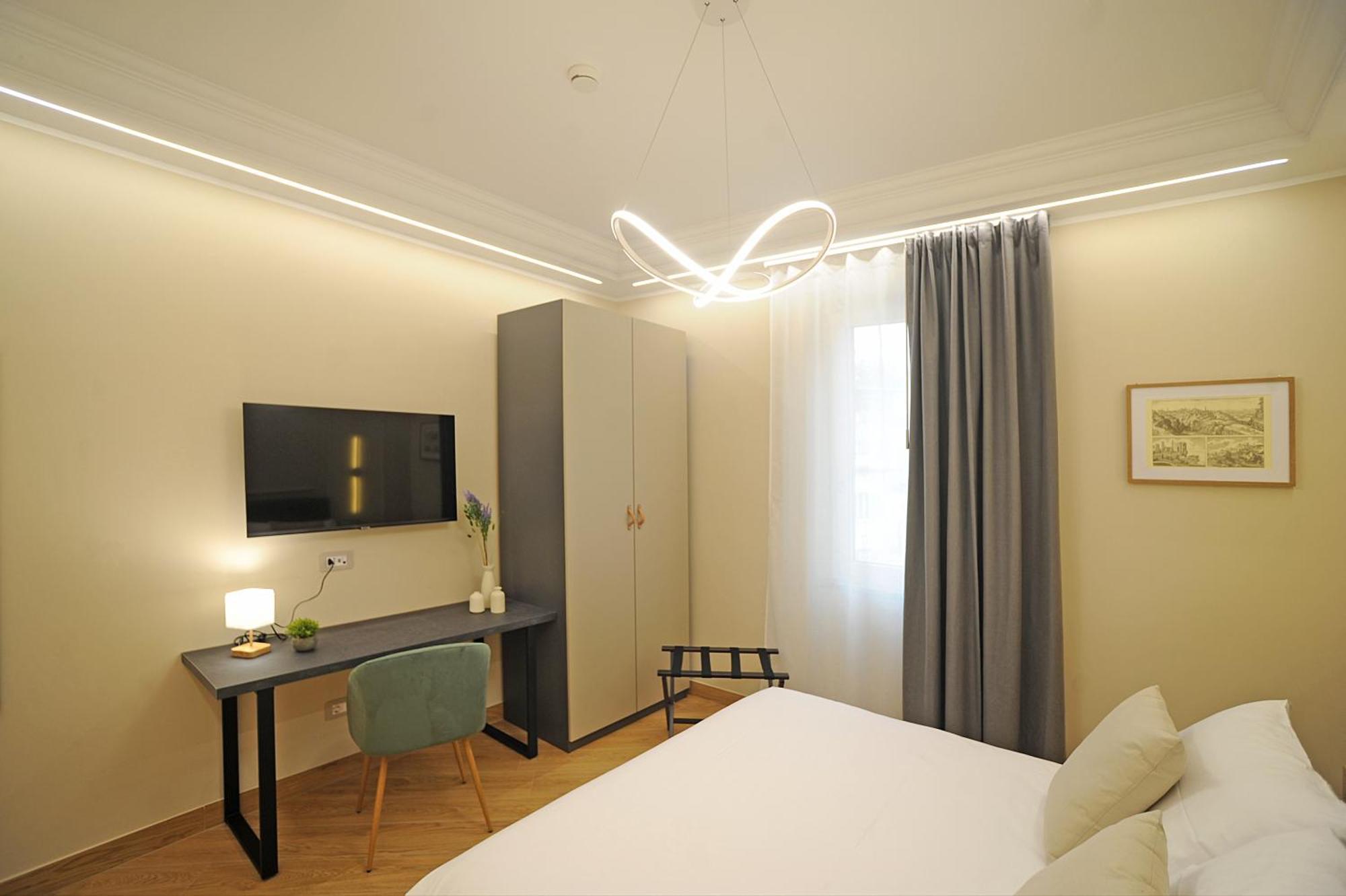 Mom Apartment Rooms&Suites Tivoli Bagian luar foto
