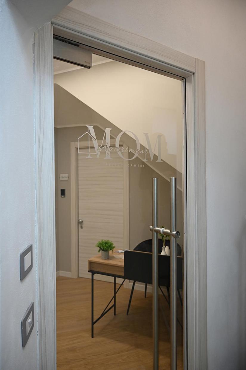 Mom Apartment Rooms&Suites Tivoli Bagian luar foto