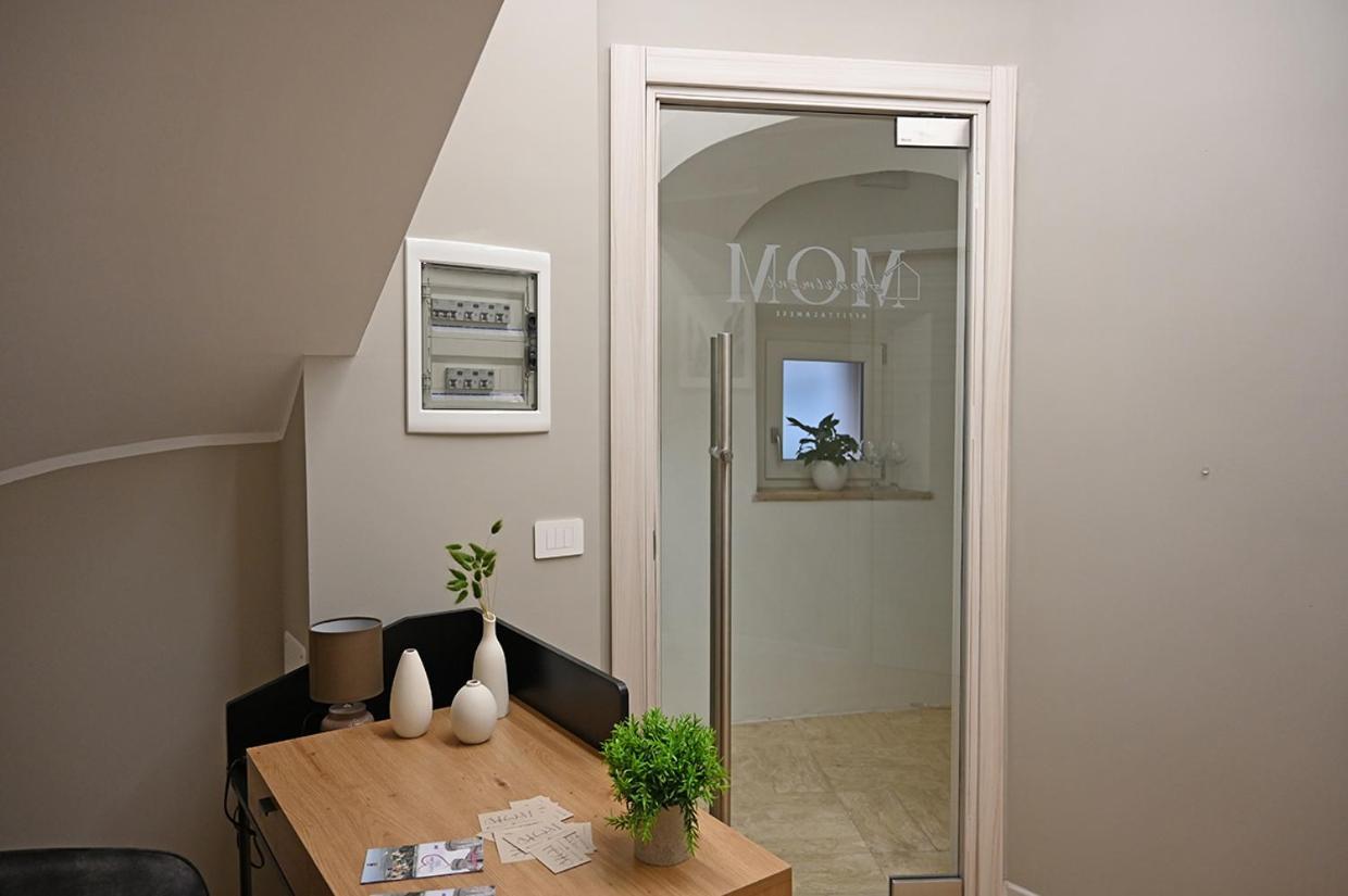 Mom Apartment Rooms&Suites Tivoli Bagian luar foto