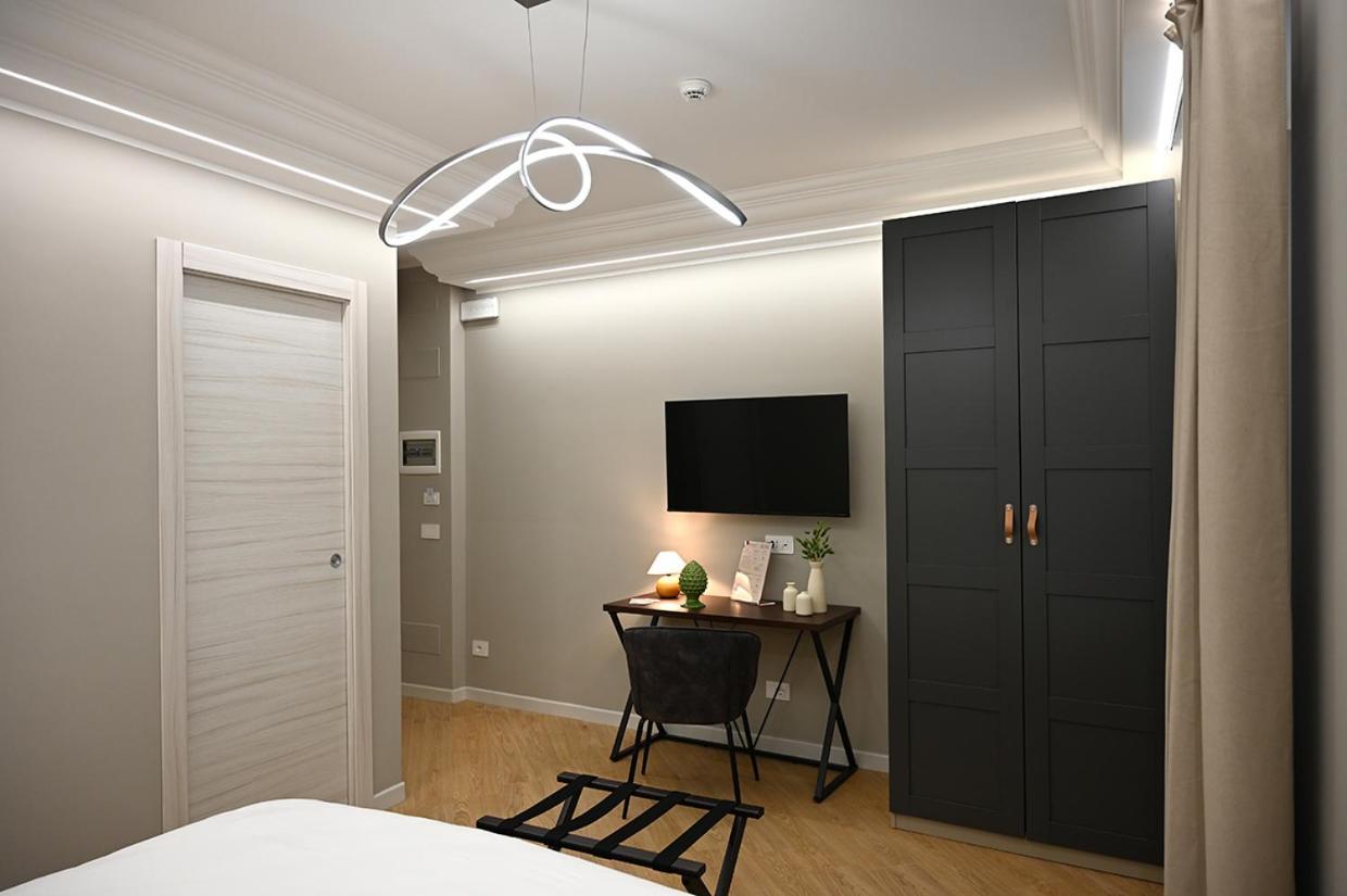 Mom Apartment Rooms&Suites Tivoli Bagian luar foto
