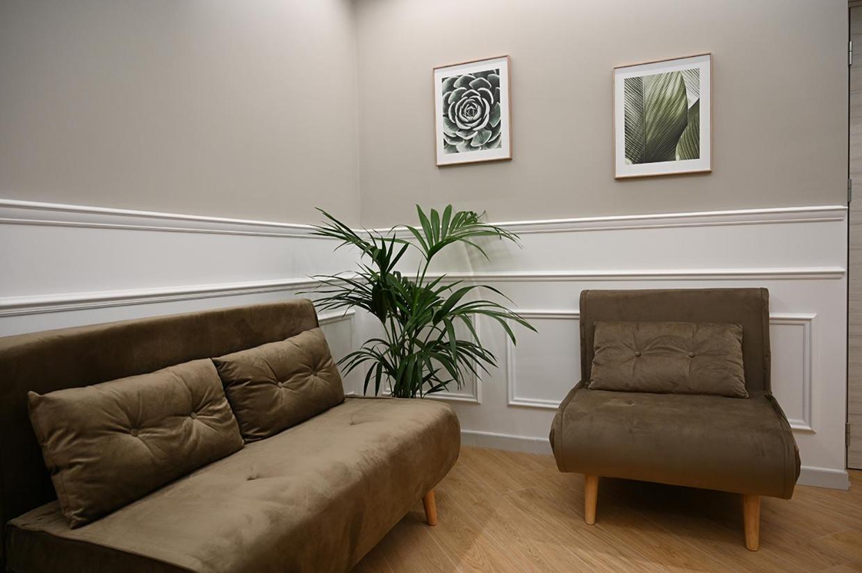 Mom Apartment Rooms&Suites Tivoli Bagian luar foto