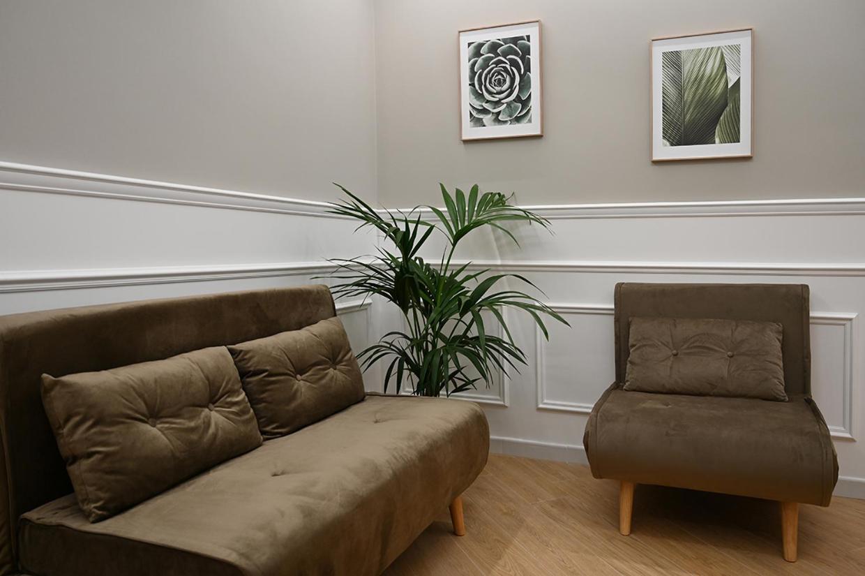 Mom Apartment Rooms&Suites Tivoli Bagian luar foto